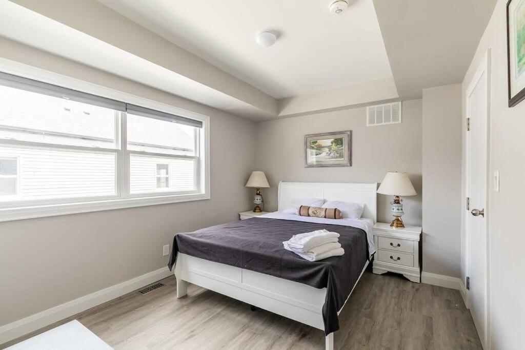 Modern House Newly Furnished 3 Mins Drive To Fall Niagara-Fälle Exterior foto